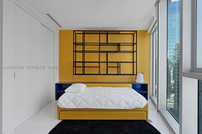 Building Photo - 300 Biscayne Blvd