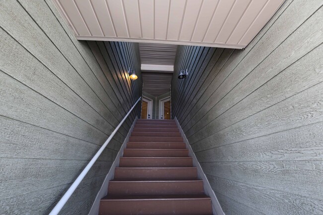 Building Photo - Big Sky 3 Bed 3 Bath Condo