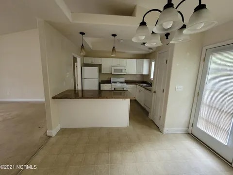 Building Photo - 143 Corinth Dr