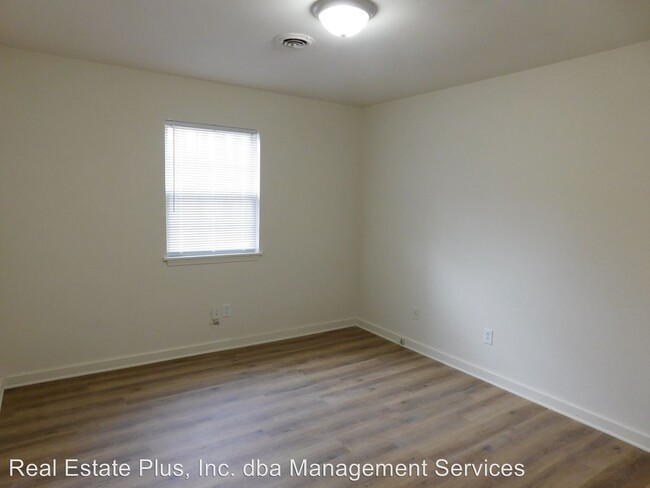 Building Photo - 419 Stoneyhill Trail