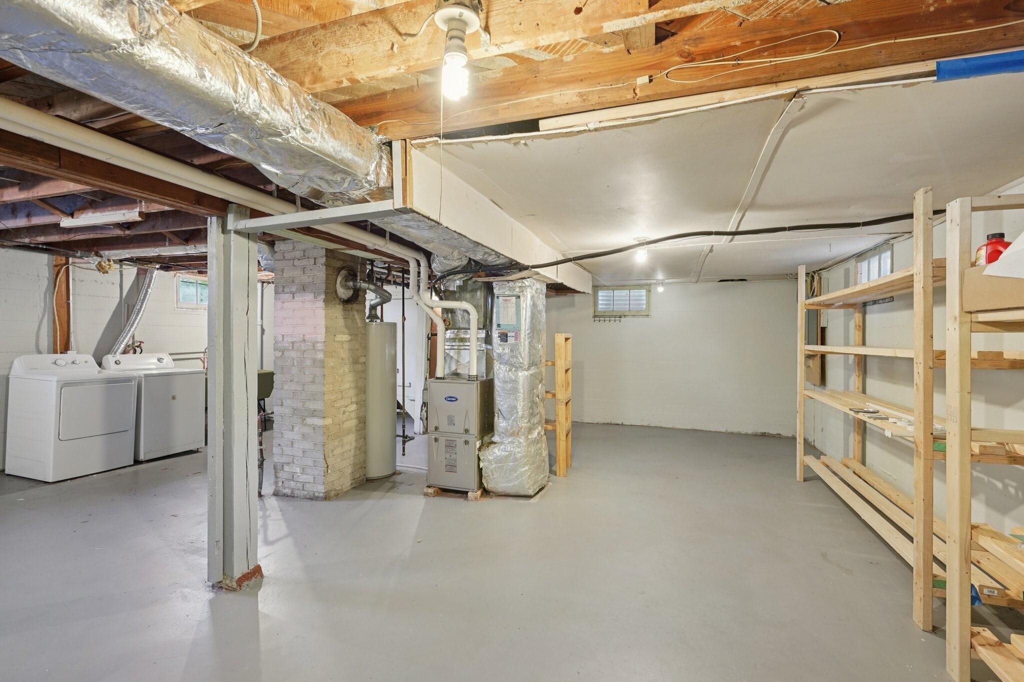 Building Photo - 1118 Lorraine Dr