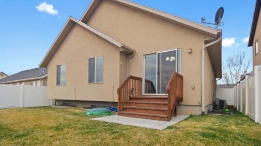 Building Photo - 13123 Pioneer Park Dr