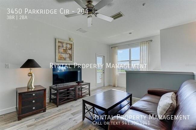 Building Photo - 3450 Parkridge Cir