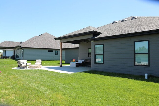 Building Photo - 4413 Royal County Rd