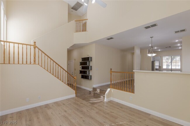 Building Photo - 10382 Cherry Brook St