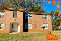 Building Photo - Welcome to this charming home located in S...