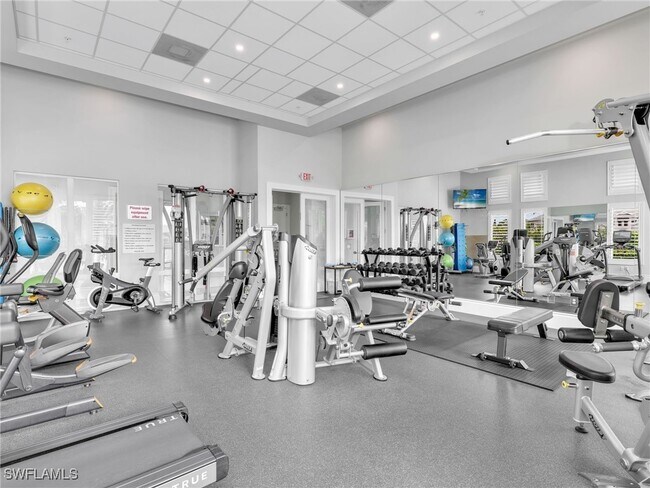 Building Photo - 268 Indies Dr E