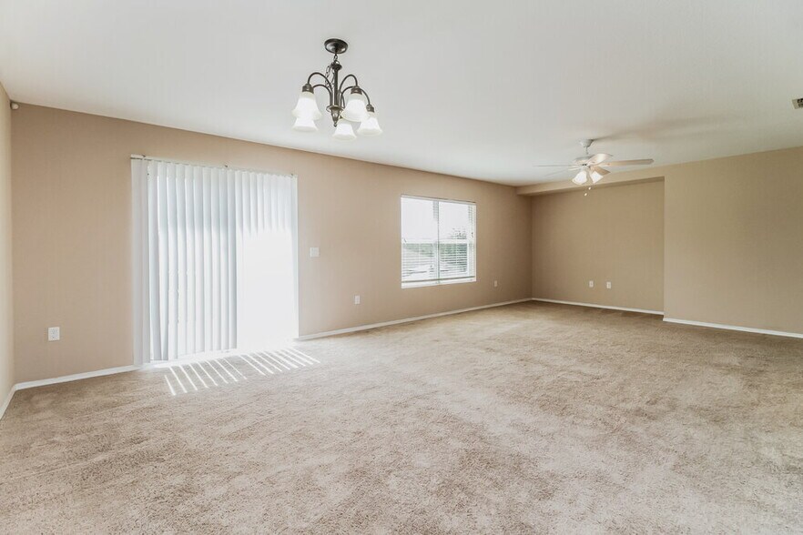 Building Photo - 2845 Breezy Meadow Rd