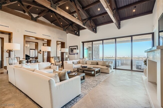 Building Photo - 5 Promontory Pointe Ln