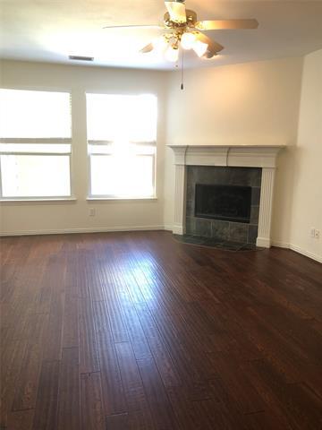 Building Photo - 1709 Oak Brook Ln