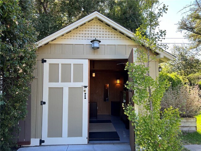 Building Photo - 1270 Mar Vista Ave