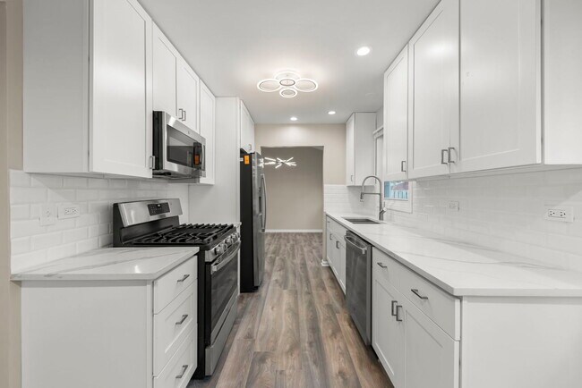 Building Photo - 1057 Bothwell Cir