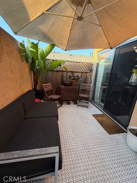 Building Photo - 1509 Stanley Ave