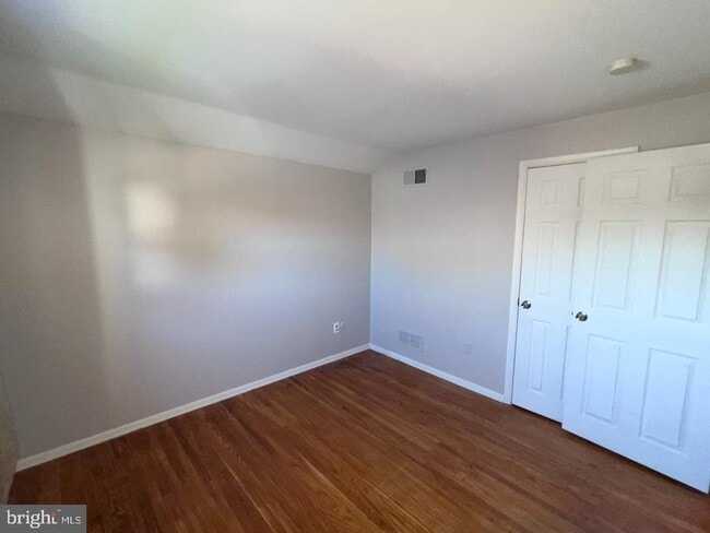 Building Photo - 918 Rockwell Rd