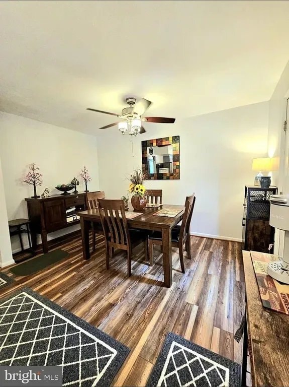 Building Photo - 15110 Catalpa Ct