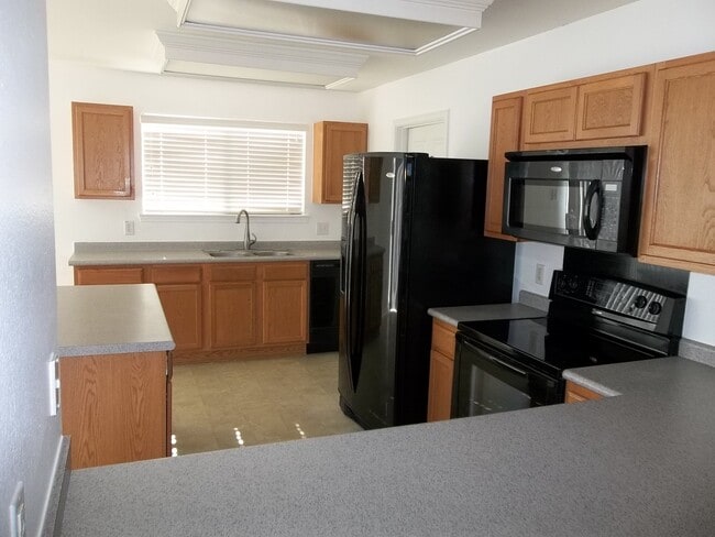 Building Photo - 3 BEDROOM, 2 BATH, BELTON ISD
