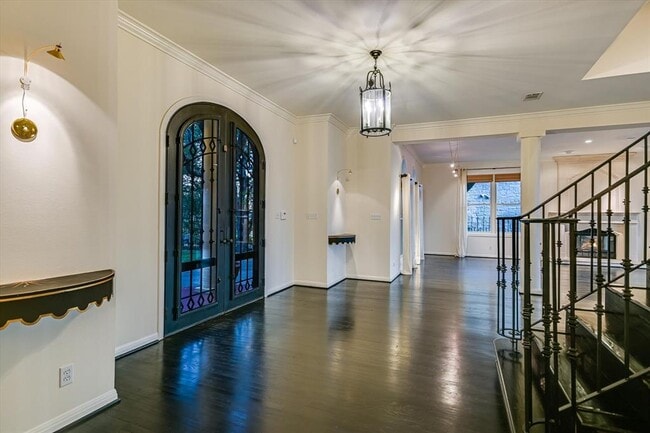 Building Photo - 4708 Lookout Mountain Cove
