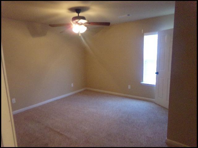 Building Photo - 5532 Trammel Estates Dr