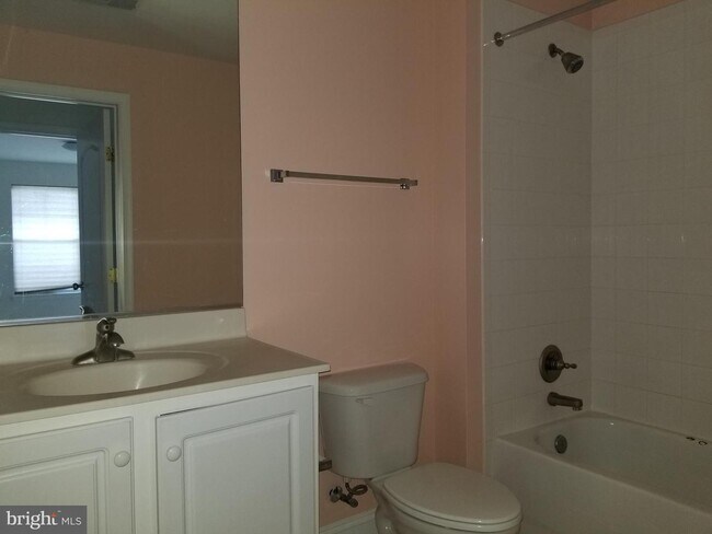 Building Photo - 12824 Clarksburg Square Rd