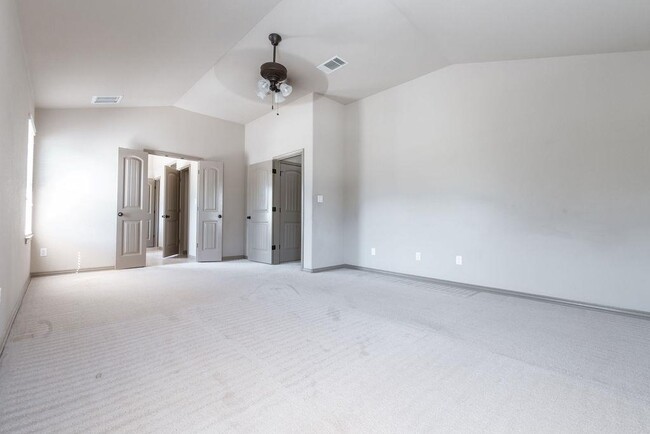 Building Photo - 1509 Greenside Dr