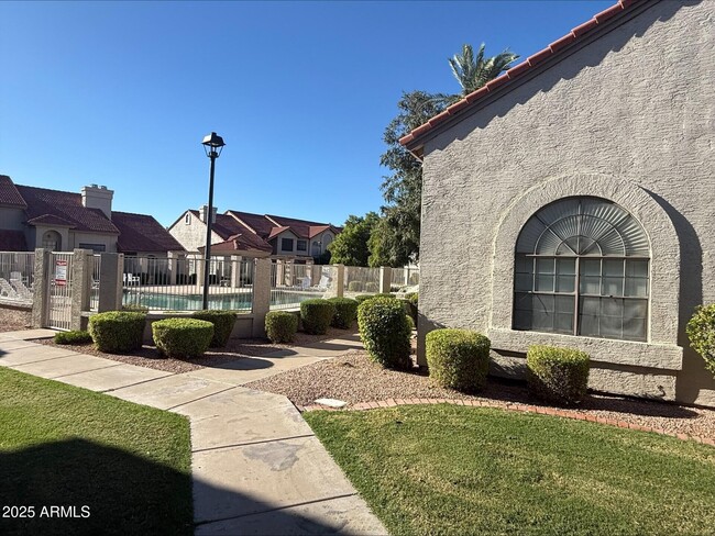 Building Photo - 3930 W Monterey St