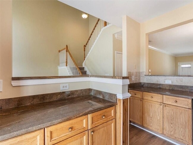 Building Photo - 1929 Hoods Fort Cir NW