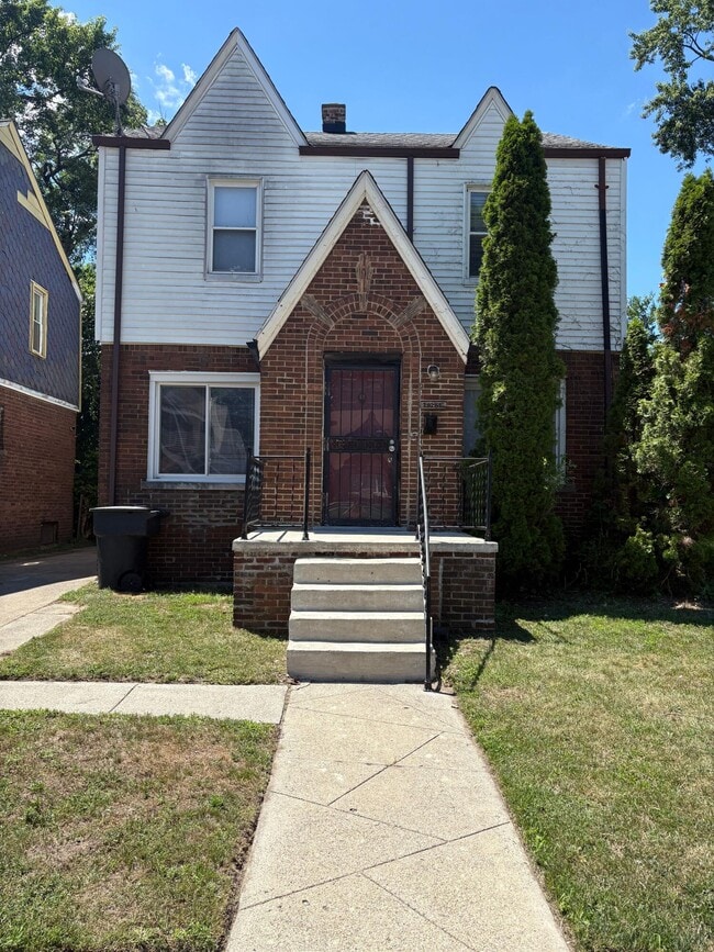 Primary Photo - 16161 Littlefield St