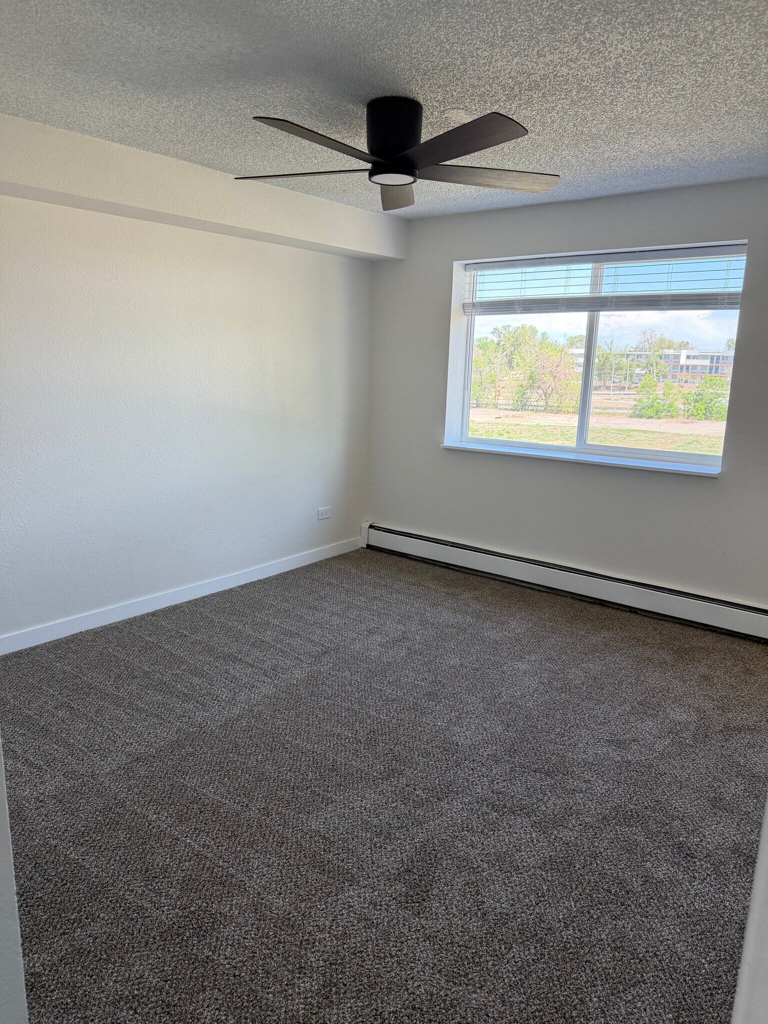 Building Photo - 3047 W 47th Ave