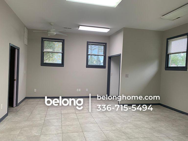 Building Photo - 1705 Fordham Rd