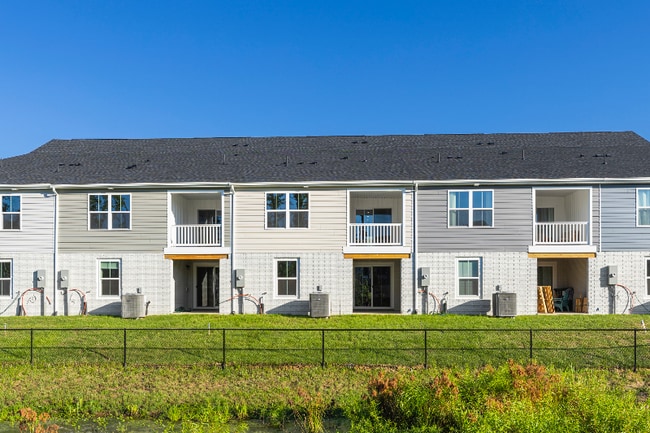 Building Photo - 4319 Southerby Dr