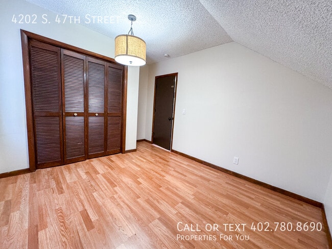 Building Photo - 4202 S 47th St