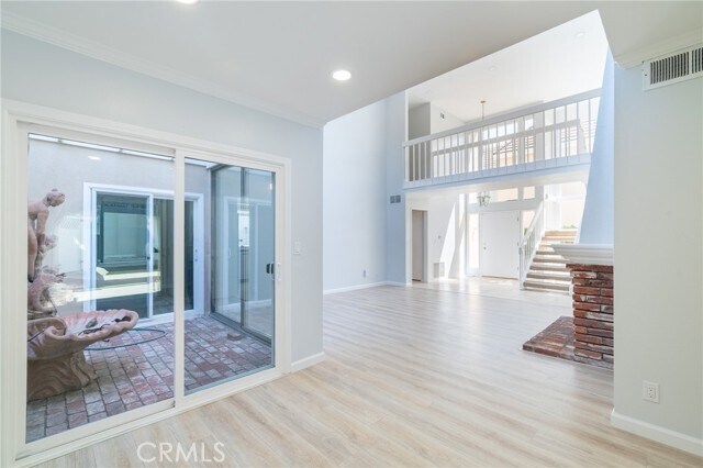 Building Photo - 4922 Hemlock