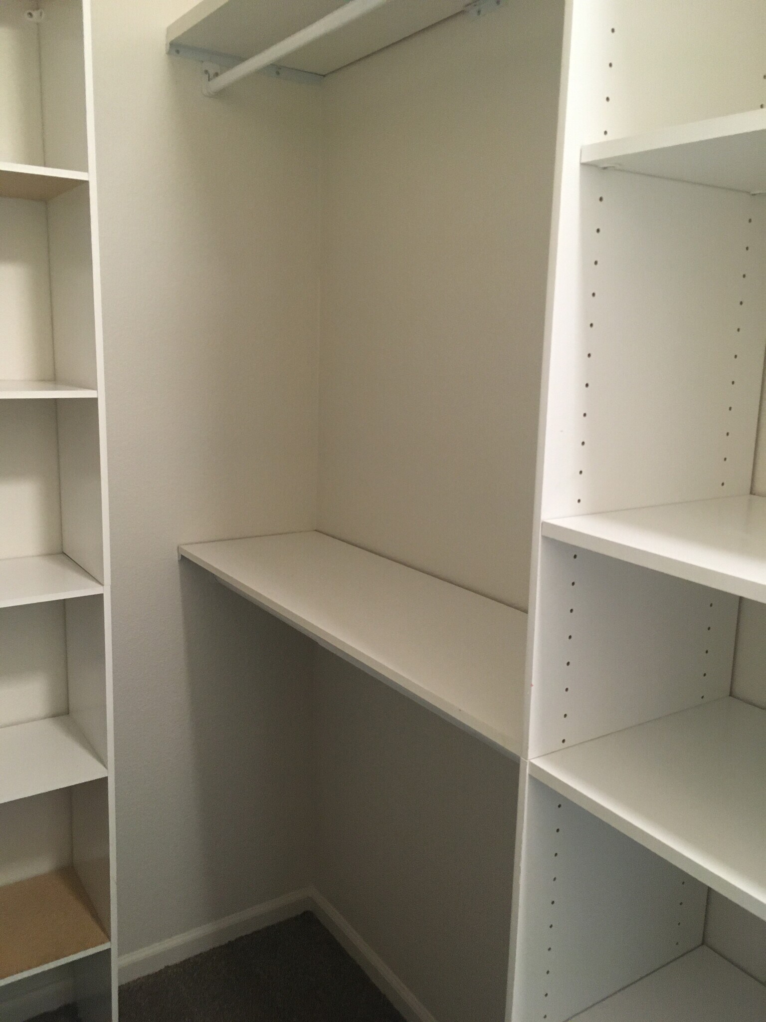 Built-ins - 809 Scotch Pine Dr