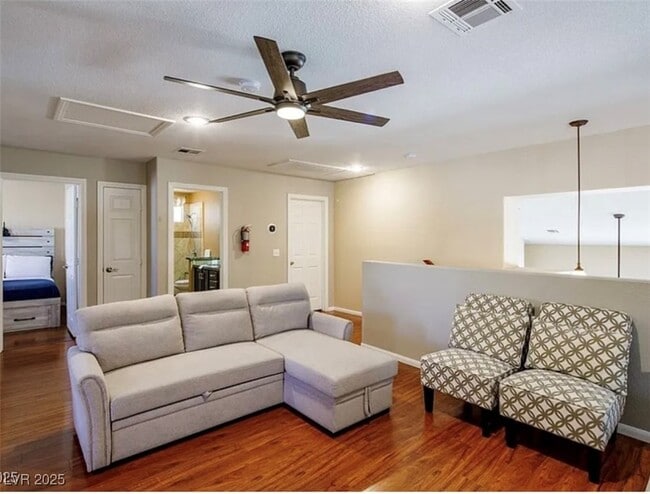 Building Photo - 7469 Thornsby Ct