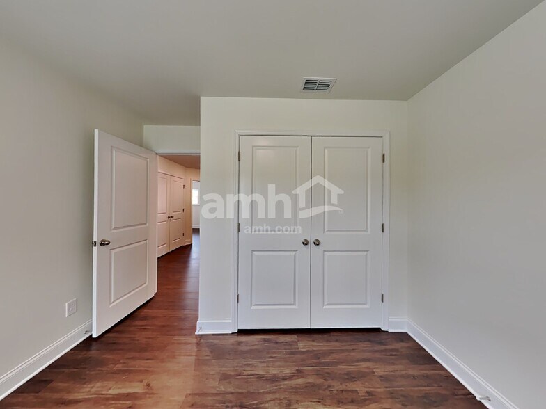 Building Photo - 1401 Alcovy Rd SE