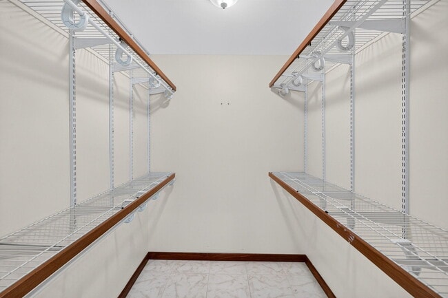 Building Photo - 2060 Tropic Isle