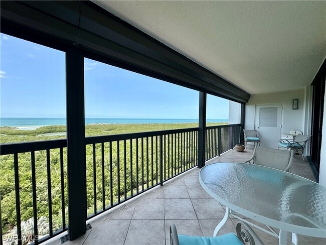 Building Photo - 6075 Pelican Bay Blvd