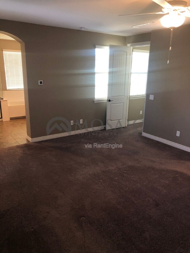 Building Photo - 3717 E Galveston St