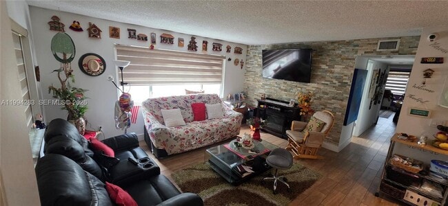 Building Photo - 70 NE 202nd Terrace