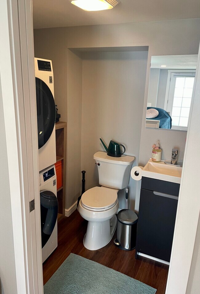 Building Photo - 2103 S Bennett St