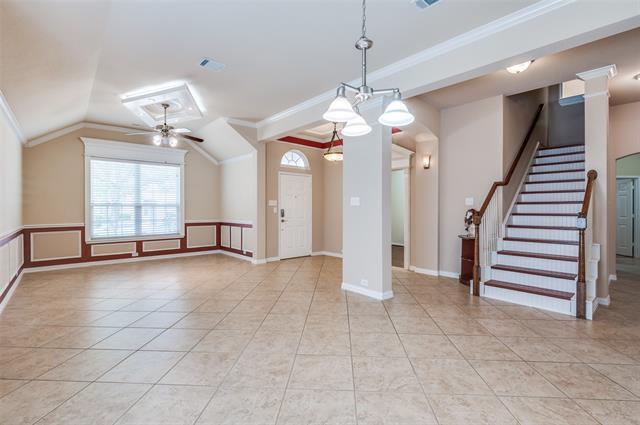 Building Photo - 2709 Foxpoint Trail