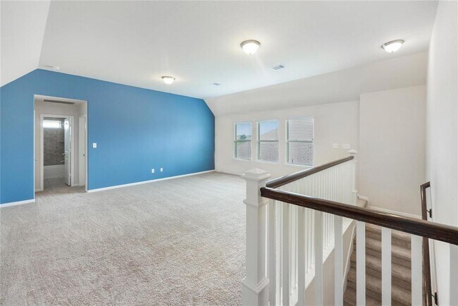 Building Photo - 2311 Leonetti Ln
