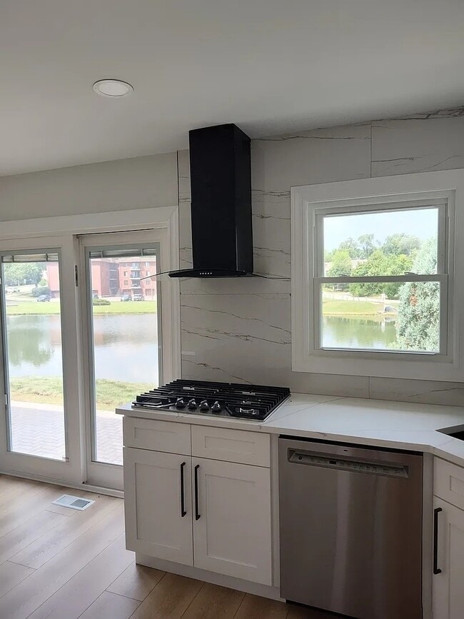 Building Photo - 1028 Aspen Ct