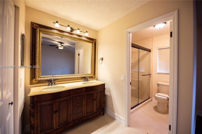 Building Photo - 4140 NW 96th Terrace