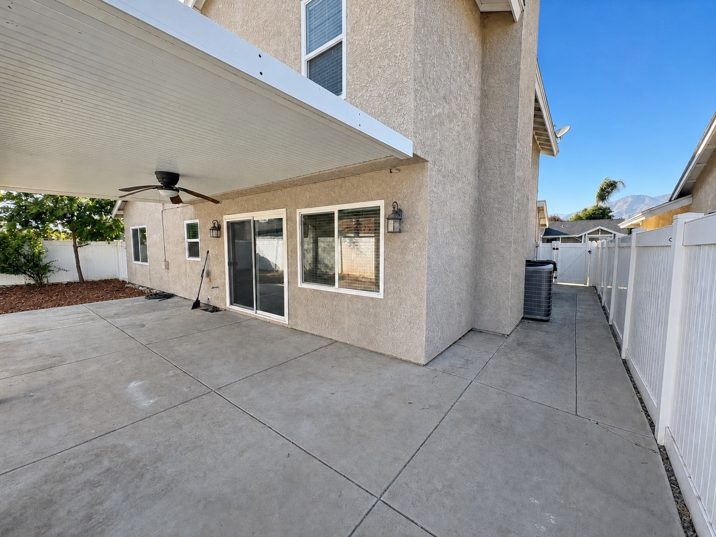 Building Photo - 28561 Foxboro Ln