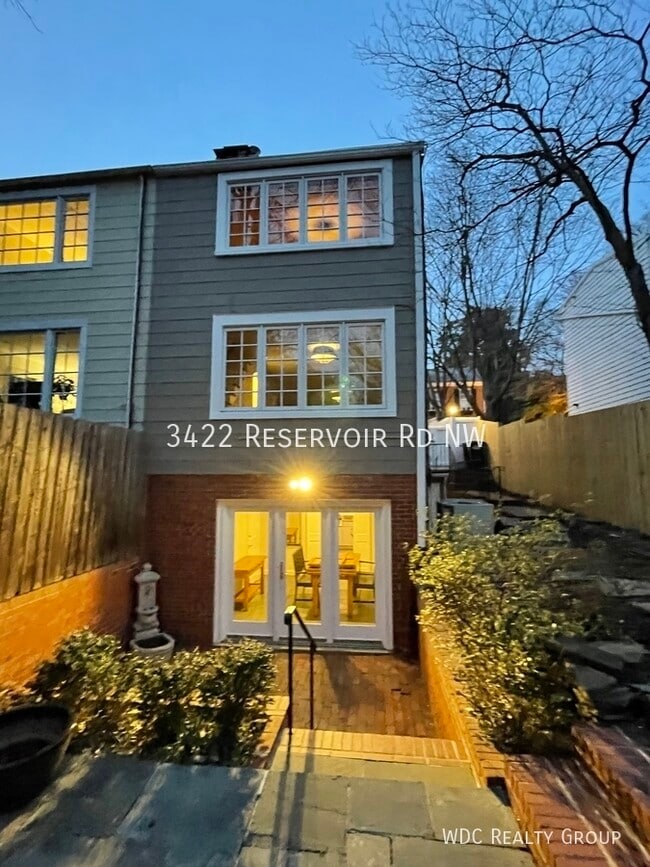 Building Photo - 3422 Reservoir Rd NW