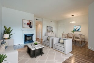 Building Photo - 243 Boxmere Pl
