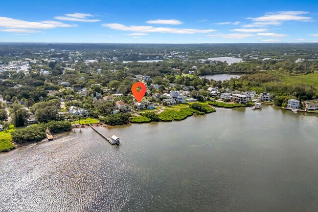 Building Photo - 555 S Gulf Dr