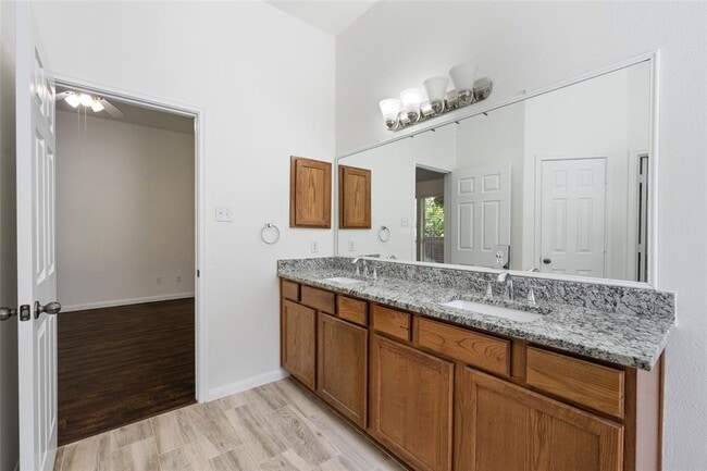 Building Photo - 3704 Pine Needle Cir
