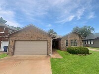 Building Photo - 115 N Capitol St